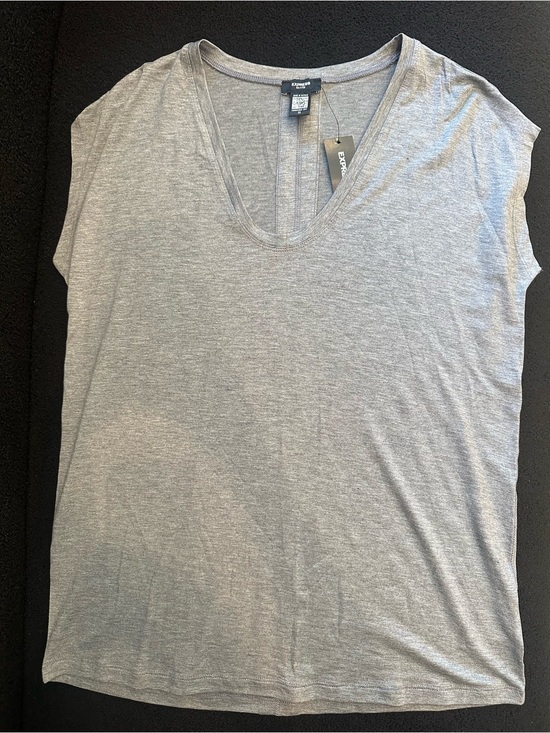 Express Tops - Express SuperSoft Relaxed Scoop Neck Tunic Tee